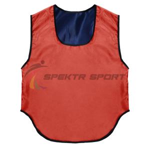 Купить Манишка футбольная двусторонняя Spektr Sport красно-синяя р. 36-40 в Багратионовске 